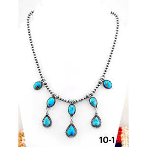 Chaînes religieuses classiques en argent sterling, faites à la main au sud-ouest, avec perles et turquoise eau blanche, ornées d'un motif goutte d'eau, d'une ancre et d'un chiffre - Product Image 1