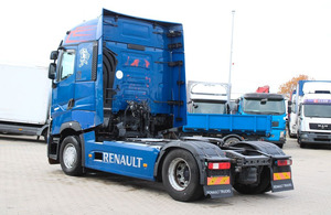 Tracteur routier diesel Mercedes-T480 Euro 2 standard 2014 d'occasion 6x4 conduite à gauche 371 ch capacité de charge 21-30T - Product Image 5