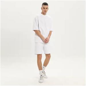 Vêtements de sport d'été de qualité supérieure avec logo personnalisé Ensemble chemise et short pour hommes Running Custom High Stretch Lounge Shorts - Product Image 1