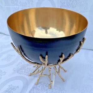 Pièce maîtresse de table en aluminium plaqué argent de conception attrayante pour la maison hôtels restaurants utilisés à bas prix pour la décoration. - Product Image 4