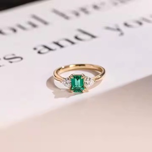 10K/14K/18K or massif certifié IGI laboratoire cultivé émeraude bague de fiançailles trillion Accent cadeau d'anniversaire pour femme trois anneaux - Product Image 1