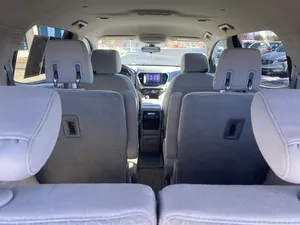 GMC Acadia SLE-2 2018 - Product Image 2