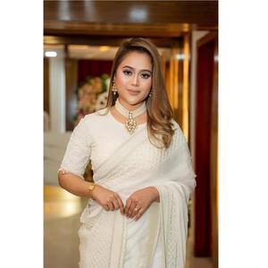 Tour de cou en perles Kundan de luxe avec boucles d'oreilles ensemble de perles de mariage mariage de luxe et bijoux de mode de mariée Kundan - Product Image 1