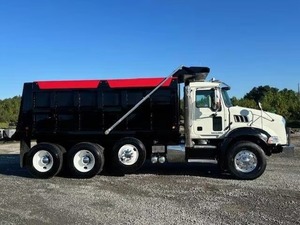 Camión Tractor Usado de Servicio Pesado 6x4 Diésel para Remolque de Semirremolques, Carga y Logística - Product Image 6