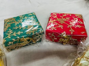 ของชำร่วยงานแต่งงานกล่องของขวัญขนาดเล็กน่ารักตะกร้าเพื่อนเจ้าสาวของขวัญคืนของที่บ้านใหม่ของขวัญอินเดีย mehandi แจกฟรีคริสต์มาส - Product Image 5