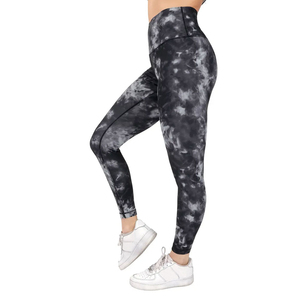 Medias sin costuras de talla personalizada para mujer, mallas informales de cintura alta para entrenamiento en el gimnasio y Yoga con logotipo personalizado por sublimación - Product Image 4
