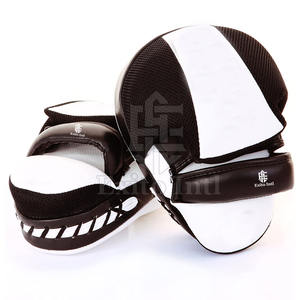 Almohadilla de enfoque de boxeo de alta calidad con logotipo personalizado, el mejor equipo de entrenamiento nuevo para artes marciales y boxeadores - Product Image 6