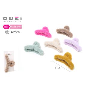 Pince à cheveux en peluche de couleur mélangée - Product Image 1