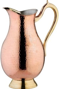 Jarra de Agua de Cobre con Grabado Floral Hecha a Mano, Apta para Lavavajillas, Decoración de Cocina y Mesa para Hogares, Hoteles y Restaurantes a Precio de Mayoreo - Product Image 6
