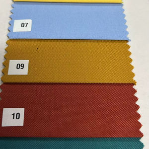 Tela de Camisería de Polialgodón con Estampado de Fresas, Mezcla Suave Premium, Proveedor Mayorista para Exportación - Product Image 1