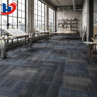 HJ Moderne Geometrische Nylon-Teppichfliesen 50x50cm für Kreativstudios, Lobbys, Besprechungsräume, Mehrstufige Schleifen-Teppichböden für Architekturprojekte