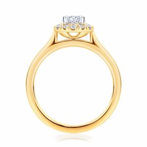 Anillo de Compromiso con Halo de Diamantes de Laboratorio, Corte Ovalado, Engaste de 4 Puntas - Product Image 6