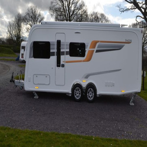 Caravana de Lujo para Exteriores, Mini Remolque Ligero para 6 Personas con Baño, Modelo Más Vendido - Product Image 1