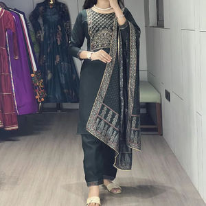 Look Royal Salwar Suit Collection Tissus Georgette Lourds Avec Séquence De Broderie Travail Pour Les Femmes Vêtements De Mariage - Product Image 1