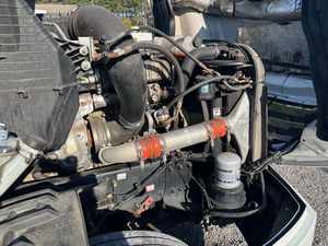 Camion semi-remorque 2021 Cascadia 126 Sleeper d'occasion avec titre propre - Cabine surélevée, moteur Detroit 455HP, boîte automatique Dt12 à 12 vitesses, livraison à domicile - Product Image 5