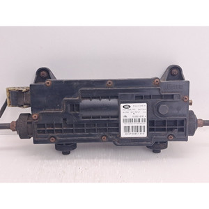 เบรกจอดรถไฟฟ้าแลนด์โรเวอร์ ดิสคัฟเวอรี่ ซีรีส์ IV AH22-2C496-AF 276DT (10>) - Product Image 1