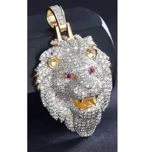 Pendentif en diamant Moissanite fantaisie en argent sterling 925 de style Hip Hop avec tête de lion et yeux de rubis pour tenue de fête - Product Image 1