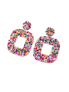 Pendientes de Corazón Bordados en un Nuevo Diseño Moderno y Multicolor para Mujer - Product Image 4