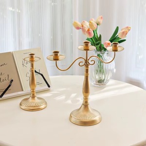 Candelabro Dorado de 5 Pilares Multiusos para Centro de Mesa, Decoración de Lujo, Exhibición de Eventos y Uso Diario, Venta al por Mayor desde India - Product Image 3