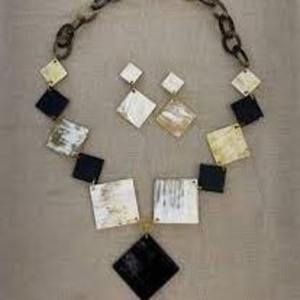 Nuevo diseño de joyería de moda femenina collar declaración de cuerno Real Pandent moda cuello oreja joyería esmalte resina joyería de moda - Product Image 4