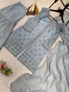 Sharara de créateur élégant avec Dupatta Vêtements ethniques traditionnels et élégants pour les fêtes de mariage et les occasions festives - Product Image 5