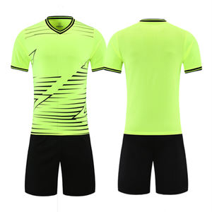 Ensemble de maillots de football pour enfants et adultes Combinaison d'entraînement de football pour hommes et femmes Kit de football pour enfants Chemise de football short Vêtements de sport Vêtements de course - Product Image 3