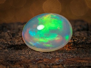 Ópalo de Fuego Welo de Grado Superior de 3.95 CT, Piedra Preciosa Suelta Natural Blanca, Piedra de Nacimiento de Octubre, Certificada por Terceros - Product Image 5