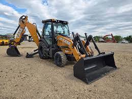 Retroexcavadora Case 770EX con potente rodamiento de motor robusto con bomba hidráulica eficiente Moog disponible para la venta - Product Image 4