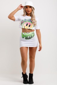 Camiseta blanca con logotipo personalizado 2025, camisetas de mujer de talla grande, Top corto al por mayor con diamantes de imitación abullonados, Top corto ajustado Sexy para primavera - Product Image 4