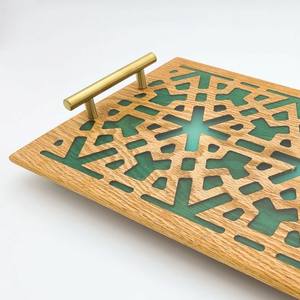 Bandeja de Servicio de Madera de Diseño Láser de Lujo con Asas de Metal Dorado e Incrustaciones Acrílicas, Bandeja Rectangular Decorativa para Decoración del Hogar - Product Image 1