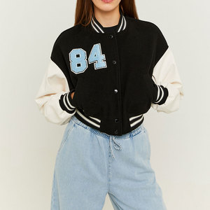 Chaquetas Cortas de Moda Personalizadas al por Mayor, Chaqueta Corta de Invierno para Mujer, Chaquetas Bomber Cálidas a la Venta a Precio Económico - Product Image 1