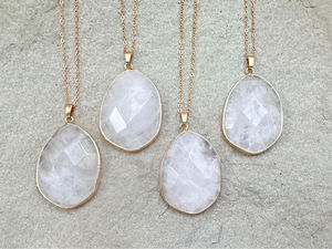 Collar con Colgante de Cuarzo Transparente Hecho a Mano, Galvanizado, con Estilos de Cruz de Feng Shui y Mascota de Hada - Product Image 2