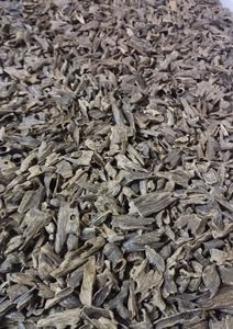 Bois d'agar pur de haute qualité Mori Quantité en vrac Matériau en bois pour un usage religieux disponible dans nos stocks - Product Image 1