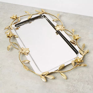 Eco-Friendly Table Decoration Snacks Serving Tray Highest Quality Hammered Metal Tray With Floral Handle For <b>Hotel</b> <b>Supplies</b> - Product Image 3