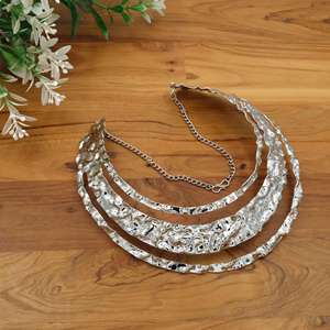 Collar Gargantilla Plateado para Mujer, de Acero Inoxidable, Diseño en Capas, Ancho, Resistente al Deslustre - Product Image 3