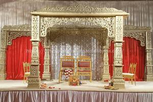 Classy Rajwada Theme Triple Pillars Mandap Fibra blanca de alta calidad Triveni Mandaps Fabricantes Decoración tradicional Grmany - Product Image 2