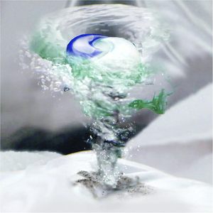 Cápsulas de detergente líquido Ariel Platinum PODS, 44 lavados - Product Image 4