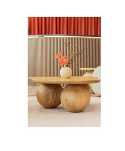 Ensemble de table basse en bois vintage antique avec de belles sculptures en bois et une finition de surface élégante - Product Image 1