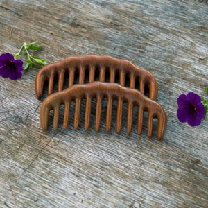 Peine de Madera Natural para Masaje Capilar, Masajeador de Cuero Cabelludo de Dientes Anchos, Herramienta Antiestática para el Cuidado del Cabello - Product Image 1