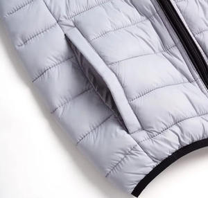 เสื้อพัฟเฟอร์สำหรับสวมใส่ในชีวิตประจำวัน เสื้อคลุมกันหนาวที่จำเป็นสำหรับการเคลื่อนไหวและการปกป้องที่เชื่อถือได้ เสื้อพัฟเฟอร์สำหรับผู้ชายสำหรับใช้ในชีวิตประจำวัน - Product Image 2