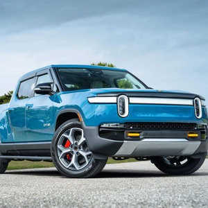 2024 R i v i a n R1T Adventure Edition 3,400 Miles, autonomie de 410 milles, performance à double moteur AWD, batterie maximale - Product Image 1