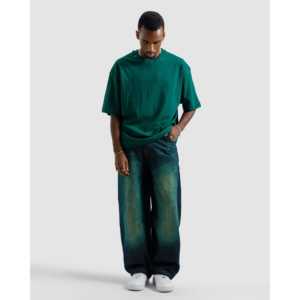 Camiseta Esencial con Detalle de Costura Cuadrada, 100% Algodón, Tejido Grueso y Transpirable de 220gsm-300gsm, Estilo Urbano, Impresión por Serigrafía - Product Image 1