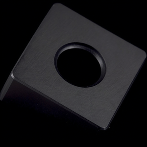 Inserto de Alta Calidad para Herramienta de Torneado ISO SNGA 120408 T01025TC100 D. 5.16mm Color Negro-Gris - Product Image 3