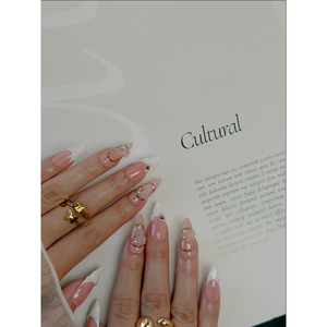 Ongles press-on Sculpted Bloom au design unique pour des ongles élégants - Product Image 4