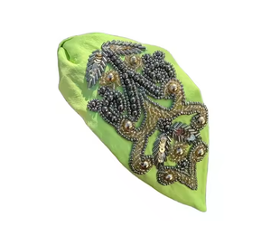 Nueva Diadema de Tela Hecha a Mano para Mujer con Cuentas, Perlas, Cadena de Estrás y Bordado para Fiestas y Eventos - Product Image 6