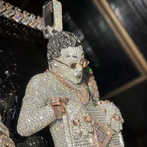 Entièrement glacé bijoux fins pendentifs et breloques 3D VS clarté diamant 925 argent Sterling taille personnalisée pendentif Hip Hop pour hommes - Product Image 3