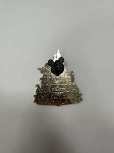 Pins de Solapa Personalizados de Aleación de Zinc Fundido a Presión, Electrochapados, con Diseño de Dibujos Animados, Hechos en Vietnam - Product Image 2