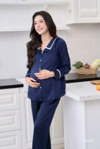 Ensemble de maternité minimaliste en soie perlée respirante, tissu doux et confortable pour les femmes enceintes - B490 - Product Image 4