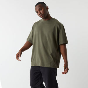T-shirt surdimensionné respirant pour hommes T-shirt surdimensionné en gros T-shirt Hip Hop grande taille pour hommes entièrement personnalisé - Product Image 1