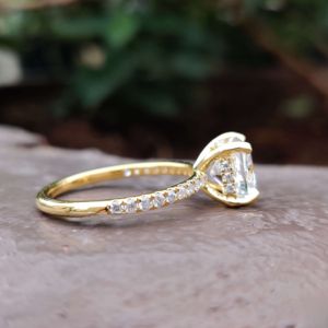 Bijoux à la mode 10K or blanc taille coussin Moissanite diamant 2.00 carats Solitaire bague en diamant pour les femmes - Product Image 2